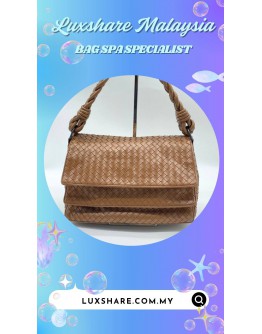 BOTTEGA VENETA INTRRCCIATO WOVEN LEATHER SHOULDER BAG (BAG SPA CLEANING,NANO RESTORATION)