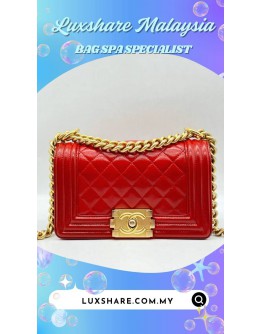 CHANEL BOY BAG IN QUILTED RED LEATHER (BAG SPA CLEANING,NANO RESTORATION)