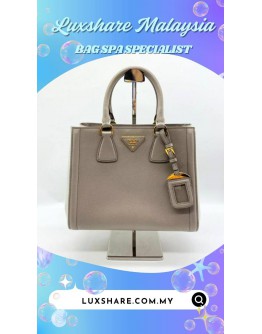 PRADA SAFFIANO LUX TOTE BAG (BAG SPA CLEANING,TREATMENT AND CARE)